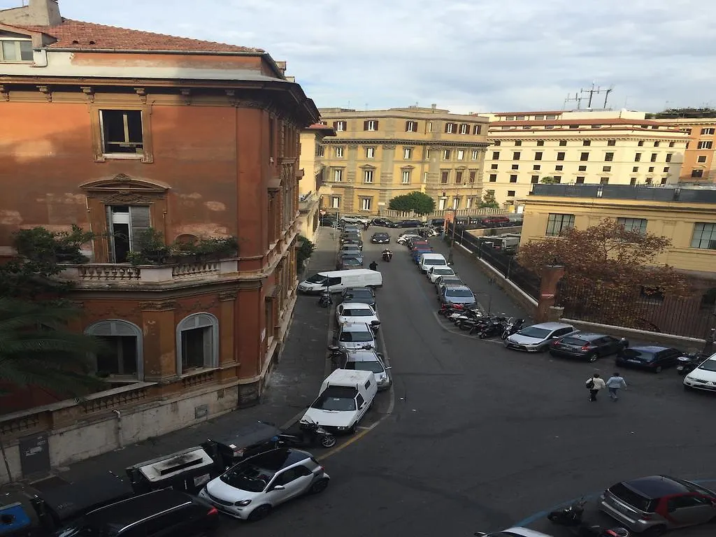 ***  Bed and Breakfast Roma 2B Italia