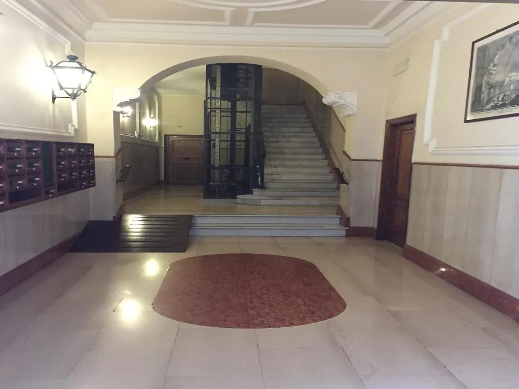Bed and Breakfast Roma 2B