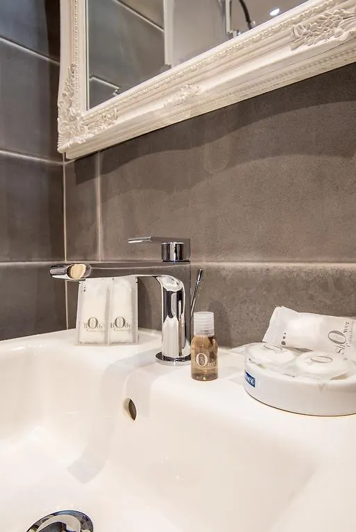 Bed and Breakfast Roma 2B Italia